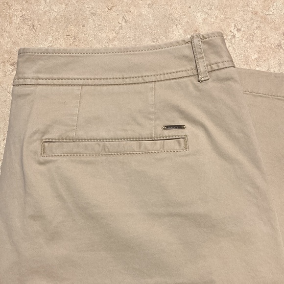 L.L. Bean Favorite Fit Chinos - Picture 4 of 6